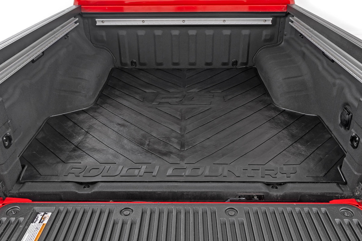 Bed Mat | 5' Bed | RC Logo | Nissan Frontier 2WD/4WD (2005-2026)