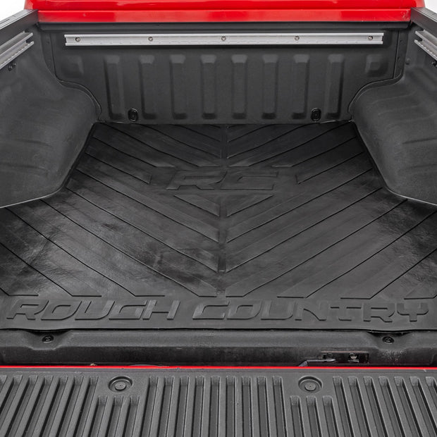 Bed Mat | 5' Bed | RC Logo | Nissan Frontier 2WD/4WD (2005-2026)