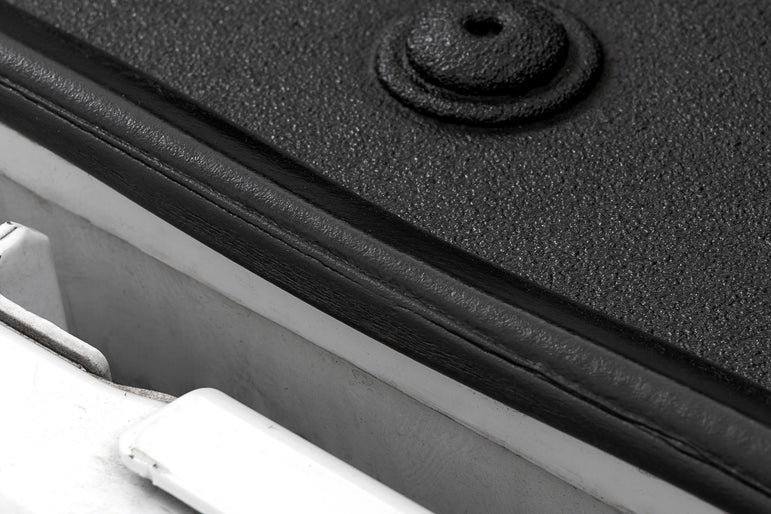 Tailgate Seal Kit | Waterproof & Dustproof Protection | Universal Fitment