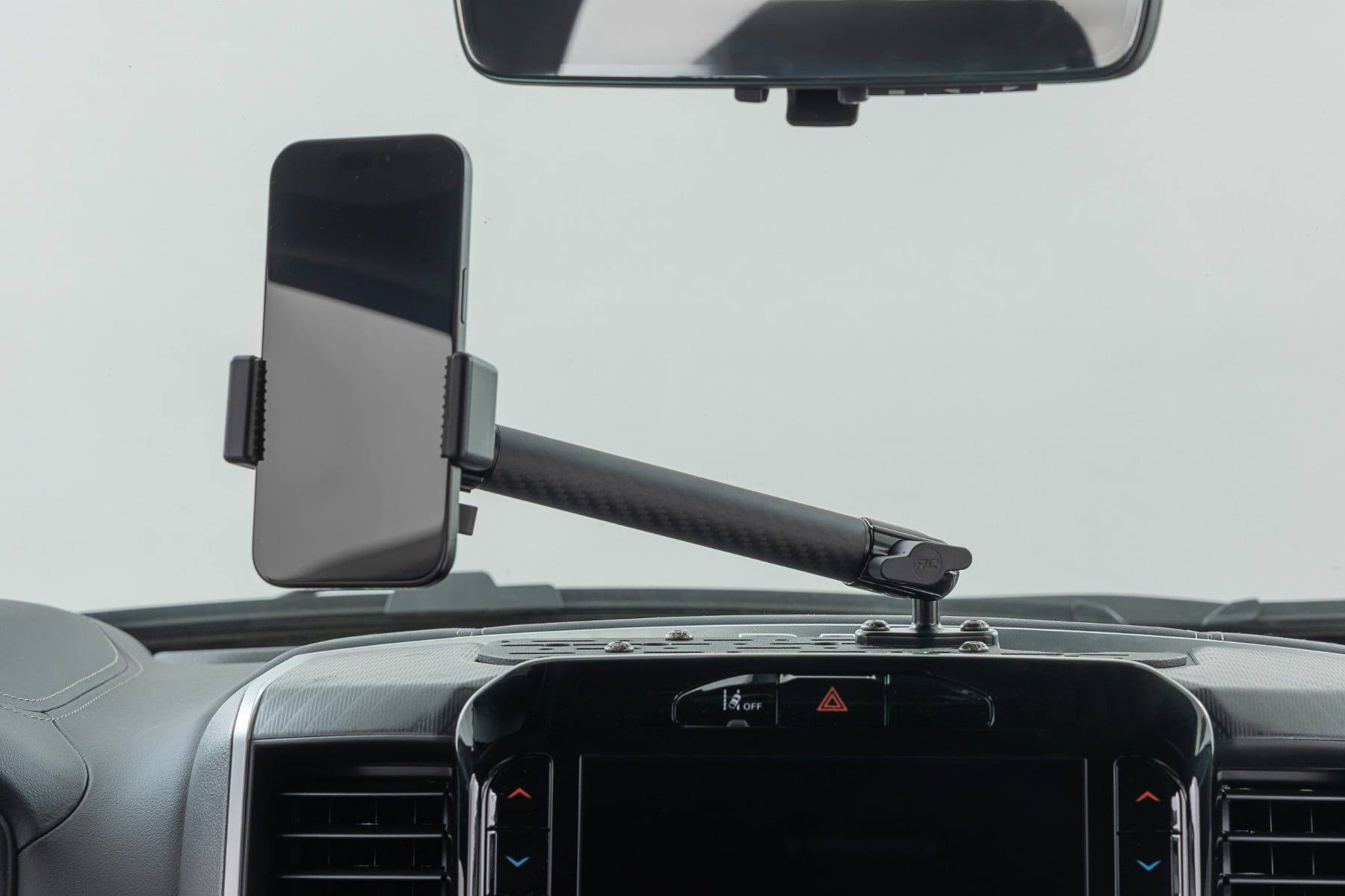 Dash Mount | 10