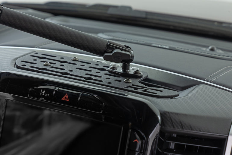 Dash Mount | 10