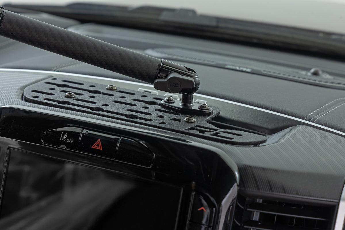 Dash Mount | 8