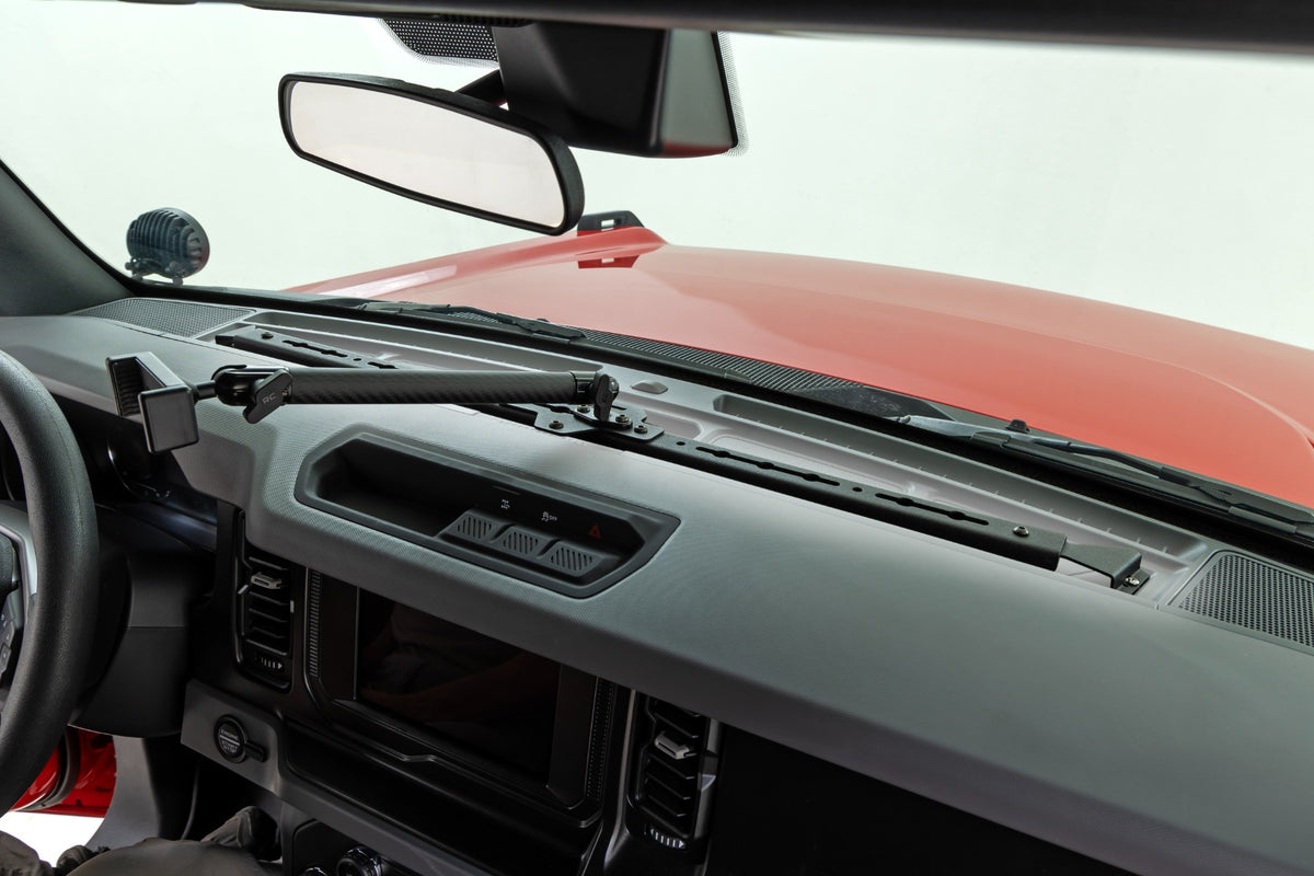 Dash Mount | 10