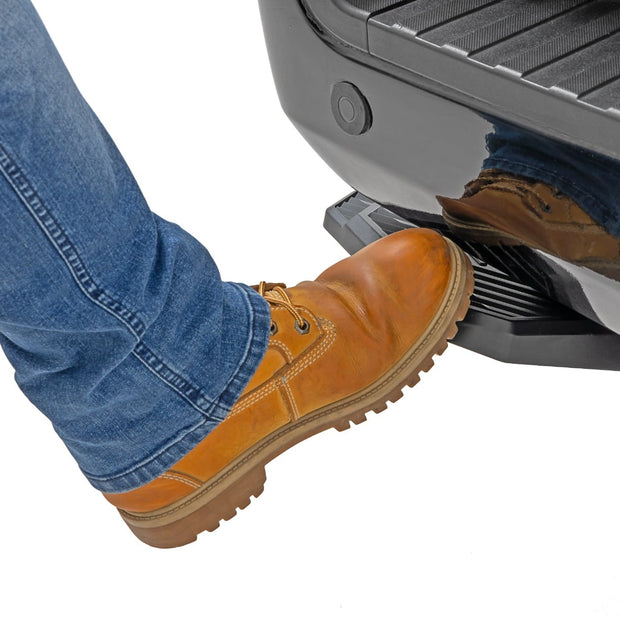 Retractable Bed Step | Manual Pull | Ford F-250/F-350 Super Duty (17-22)