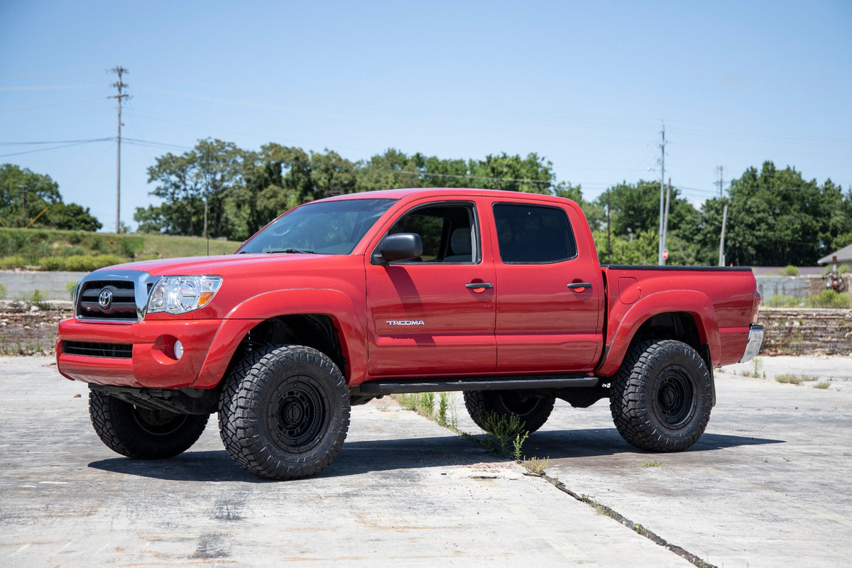 3.5 Inch Lift Kit | UCA | M1 Struts | Toyota Tacoma 2WD/4WD (2005-2023)