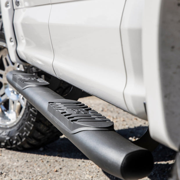 Oval Nerf Step | Crew Cab | Black | Ford F-150/Lightning/F-250/F-350/Raptor (15-26)