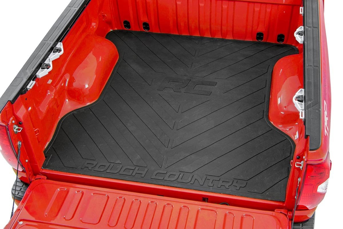 Bed Mat | 8' Bed | RC Logo | Chevy/GMC Sierra 1500 (19-26)/Silverado 1500 (19-26)